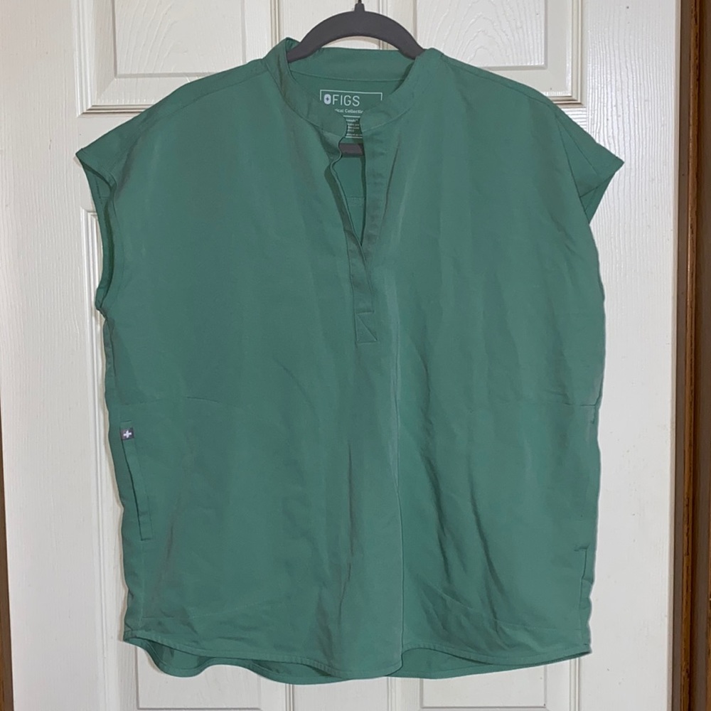 Limited Edition Jade Figs Rafaela Scrub Top